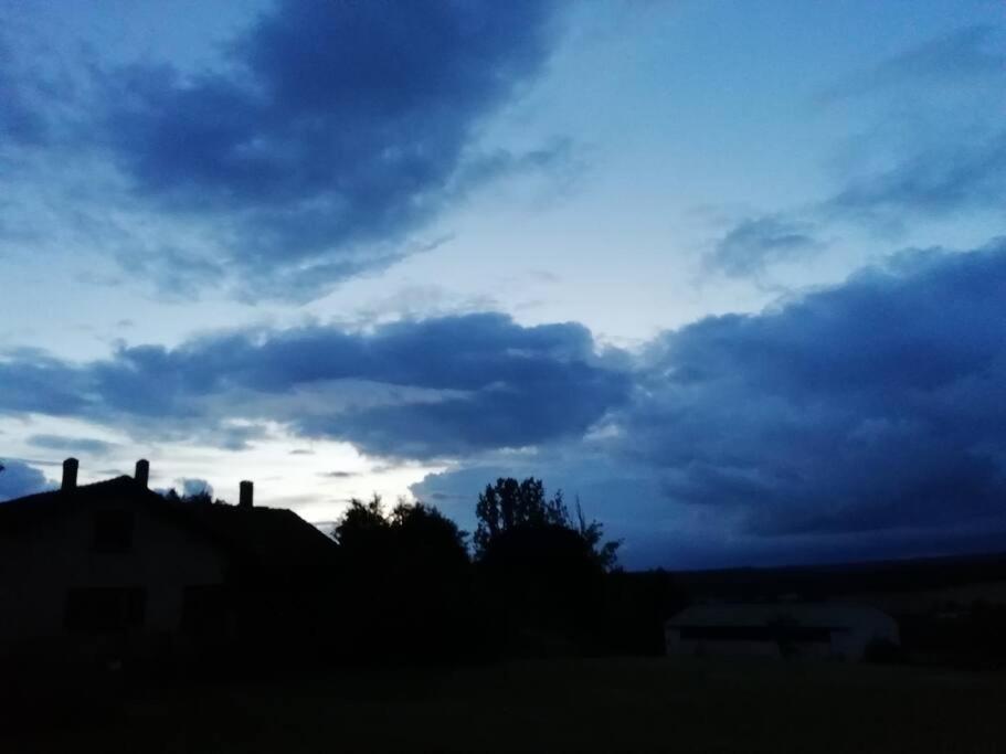 Gite Aux Vieux Bois Lunas  外观 照片